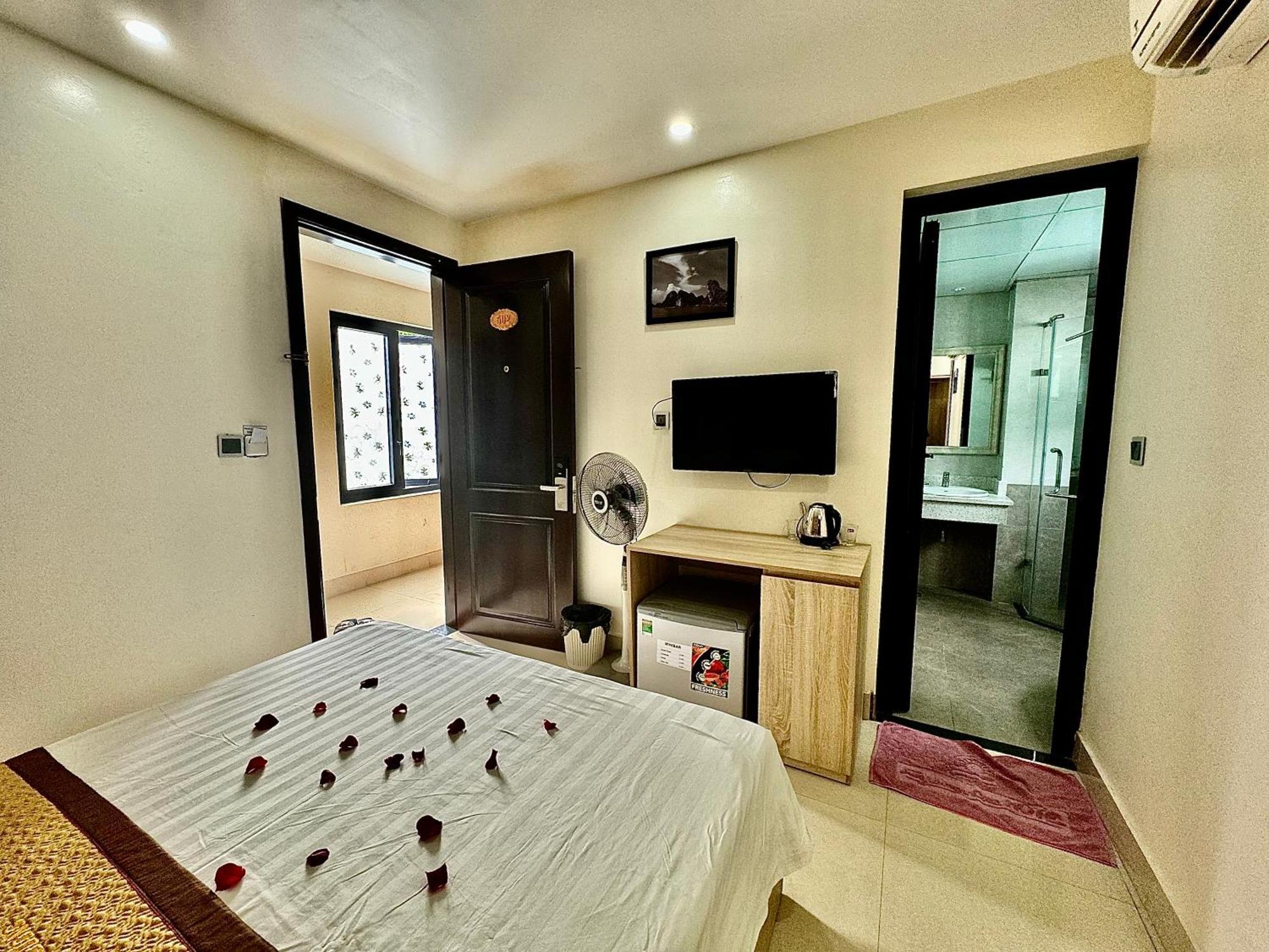 Sunflower Catba Hotel Dong Khe Sau Exterior photo